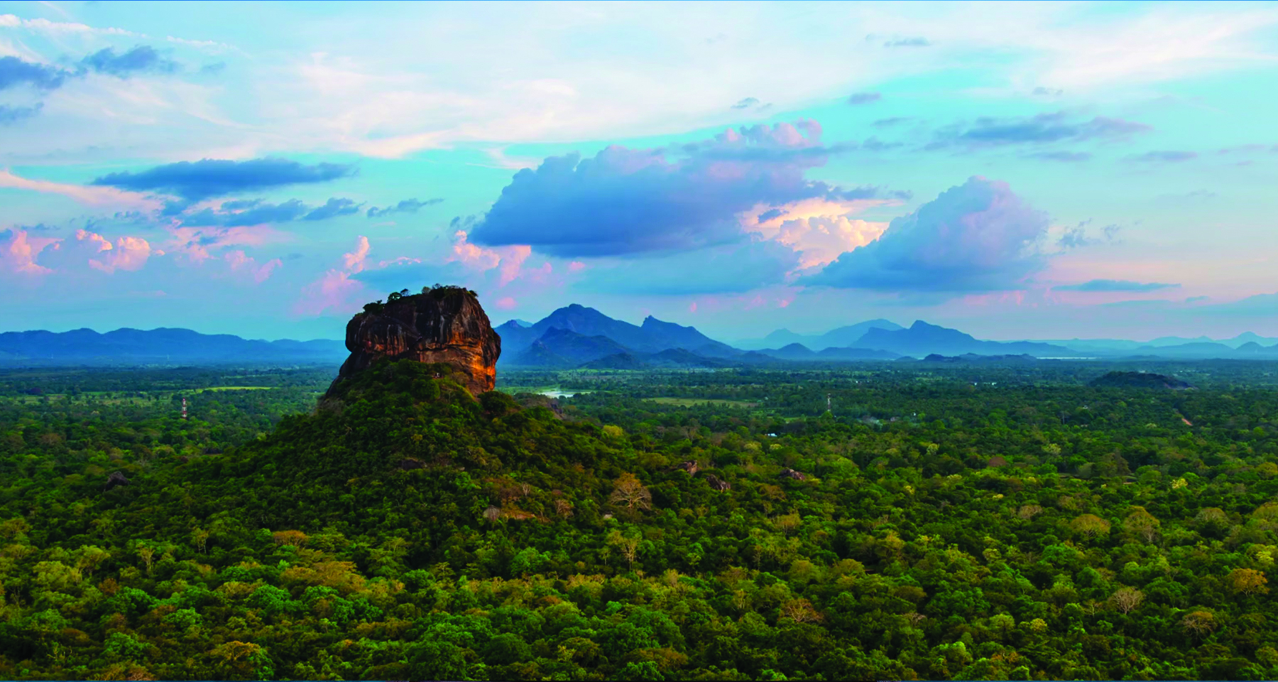 Artravele sigiriya | ArTravele | Agence de voyages de luxe au Sri Lanka | Forfaits touristiques sur mesure
